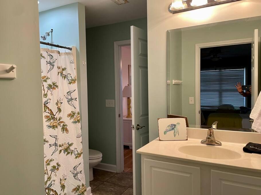 3 Bedroom Condo, Ocean Views & Short Walk To Beach! Oak Island Esterno foto